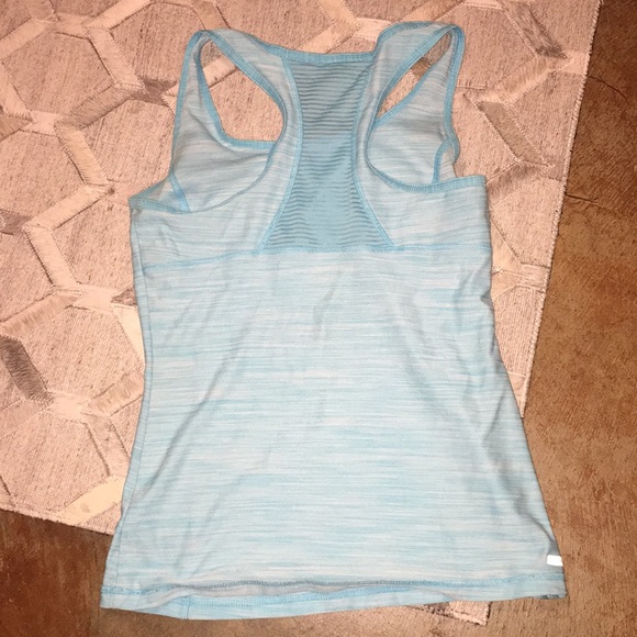 Light blue work out tank - Picture 2 of 2